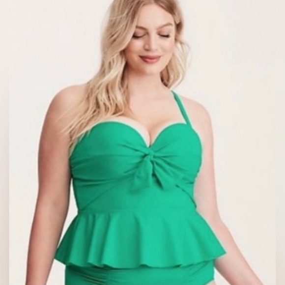 Torrid aqua green turquoise midkini top built in bra size 2x - Picture 7 of 9